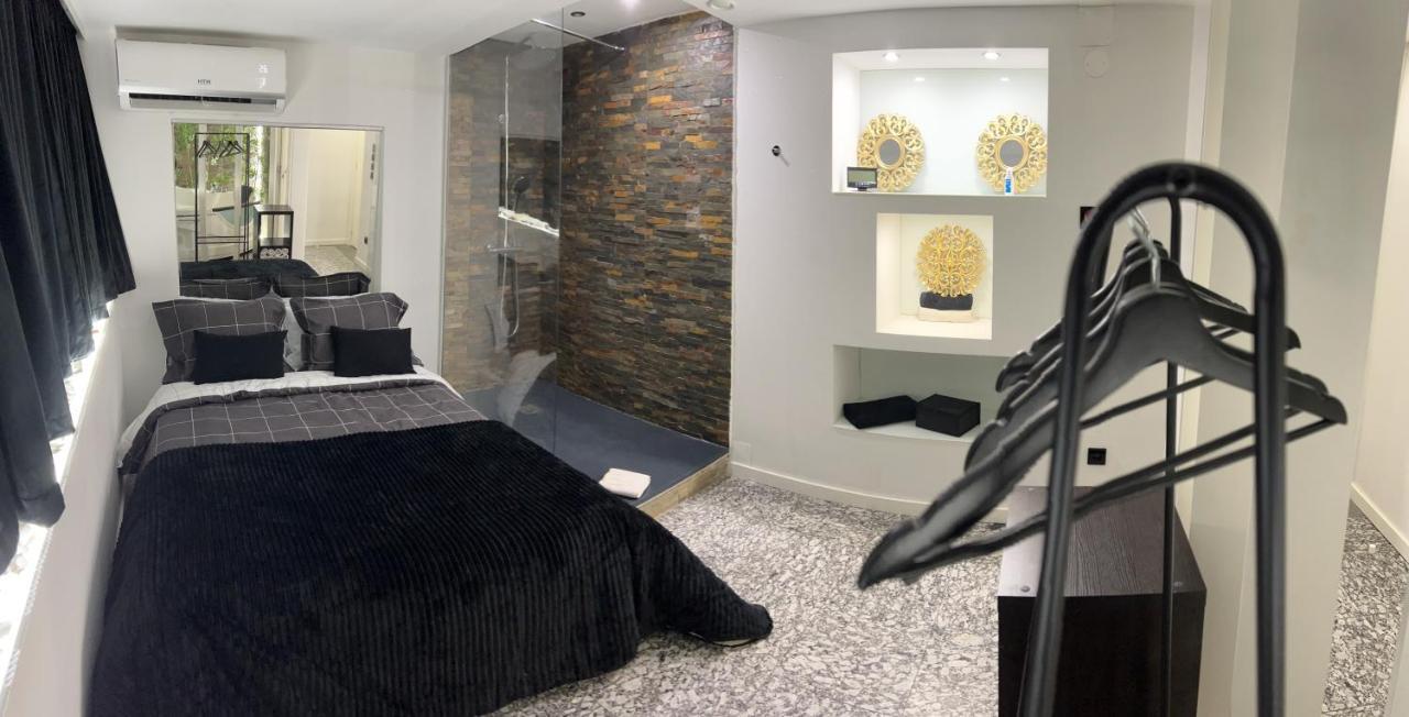 Modern Room With Indoor Shower Near The River - Quarto Moderno Com Duche Interior Proximo Da Ribeira 加亚新城 外观 照片